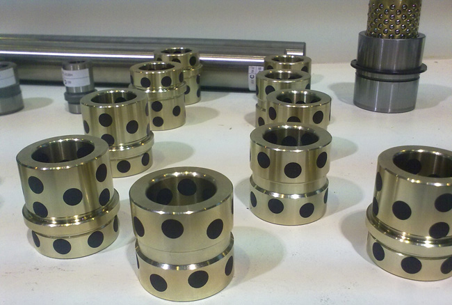 自润滑石墨铜套