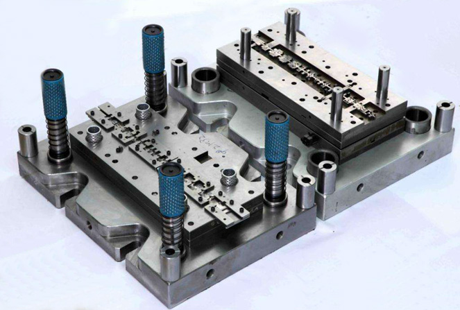 全自动级进模制造